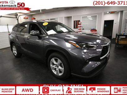 Certified 2024 Toyota Highlander LE