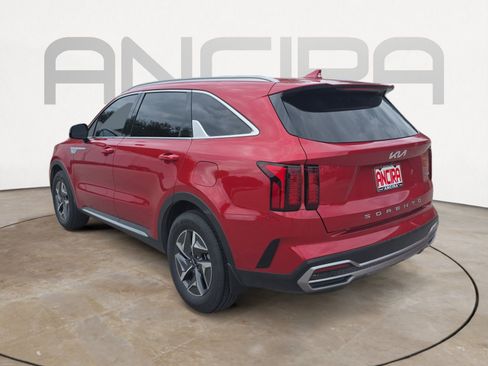 Certified 2022 Kia Sorento S FWD image 6