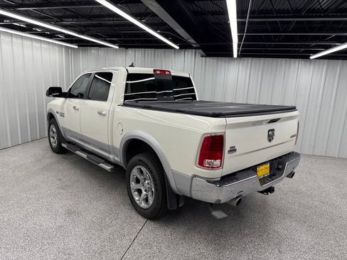 Used 2017 RAM 1500 Laramie w/ Convenience Group AWD/4WD image 3