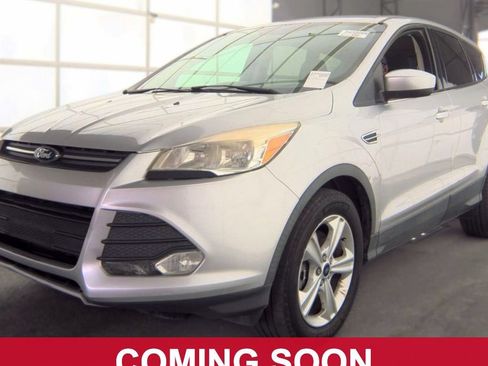 Used 2016 Ford Escape SE AWD/4WD image 1