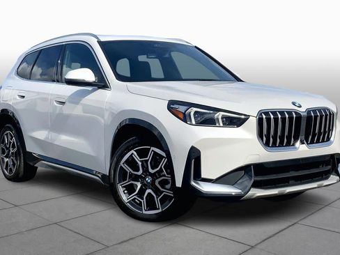 Certified 2025 BMW X1 xDrive28i image 3