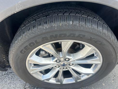Used 2020 Ford Explorer XLT w/ Equipment Group 202A AWD/4WD image 62