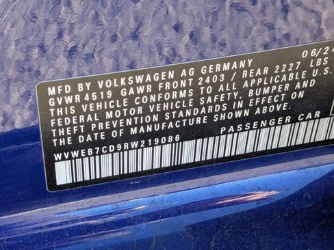 Used 2024 Volkswagen Golf R image 15