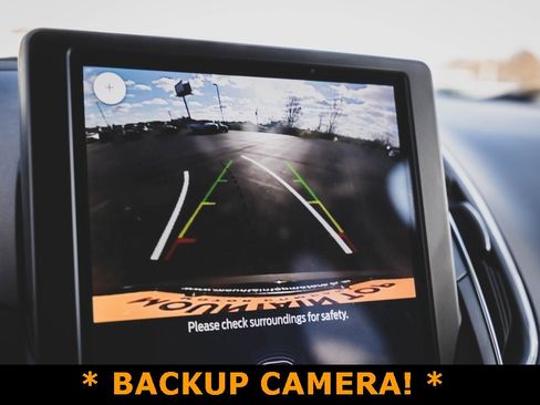 Used 2021 Ford Edge Titanium w/ Class II Trailer Tow Package image 3