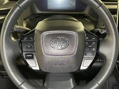 Used 2023 Toyota bZ4X FWD image 24