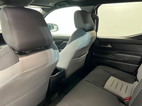 Used 2024 Toyota Tacoma TRD Sport image 19