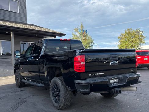 Used 2018 Chevrolet Silverado 2500 LTZ w/ Midnight Edition AWD/4WD image 3