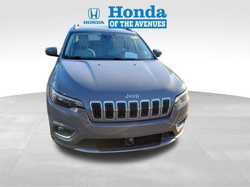 Used 2020 Jeep Cherokee Limited w/ Technology Group image 2