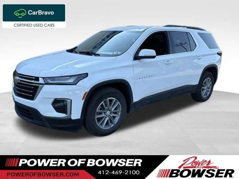 Used 2022 Chevrolet Traverse LT AWD/4WD image 1