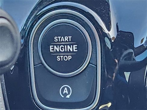 Used 2020 Mercedes-Benz A 220 4MATIC image 29