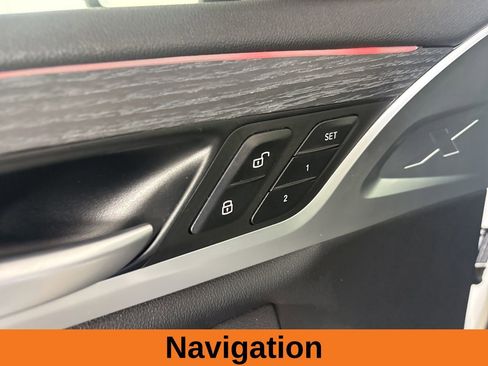 Used 2024 BMW X3 sDrive30i image 9