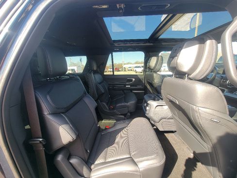 New 2026 Ford Expedition Max Platinum image 34