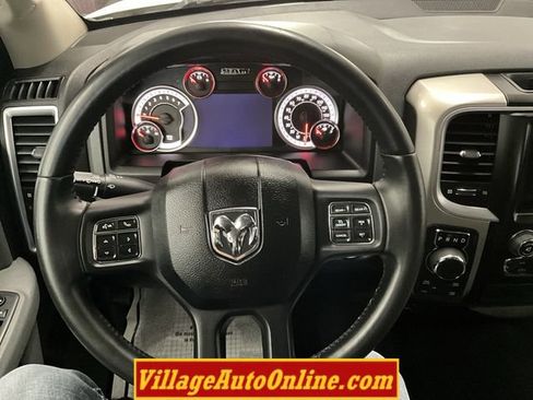 Used 2019 RAM 1500 Big Horn AWD/4WD image 19