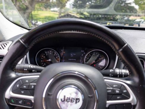 Used 2020 Jeep Compass Latitude w/ Popular Equipment Group image 21