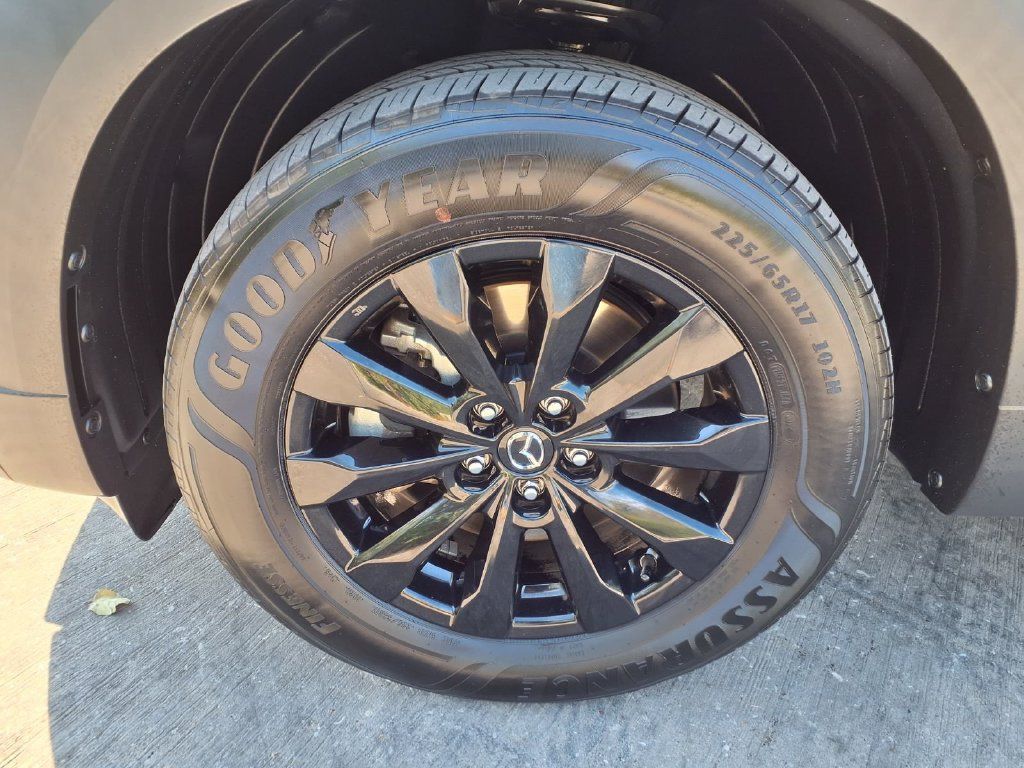 Used 2025 MAZDA CX-50 AWD 2.5 S w/ Select Package image 9