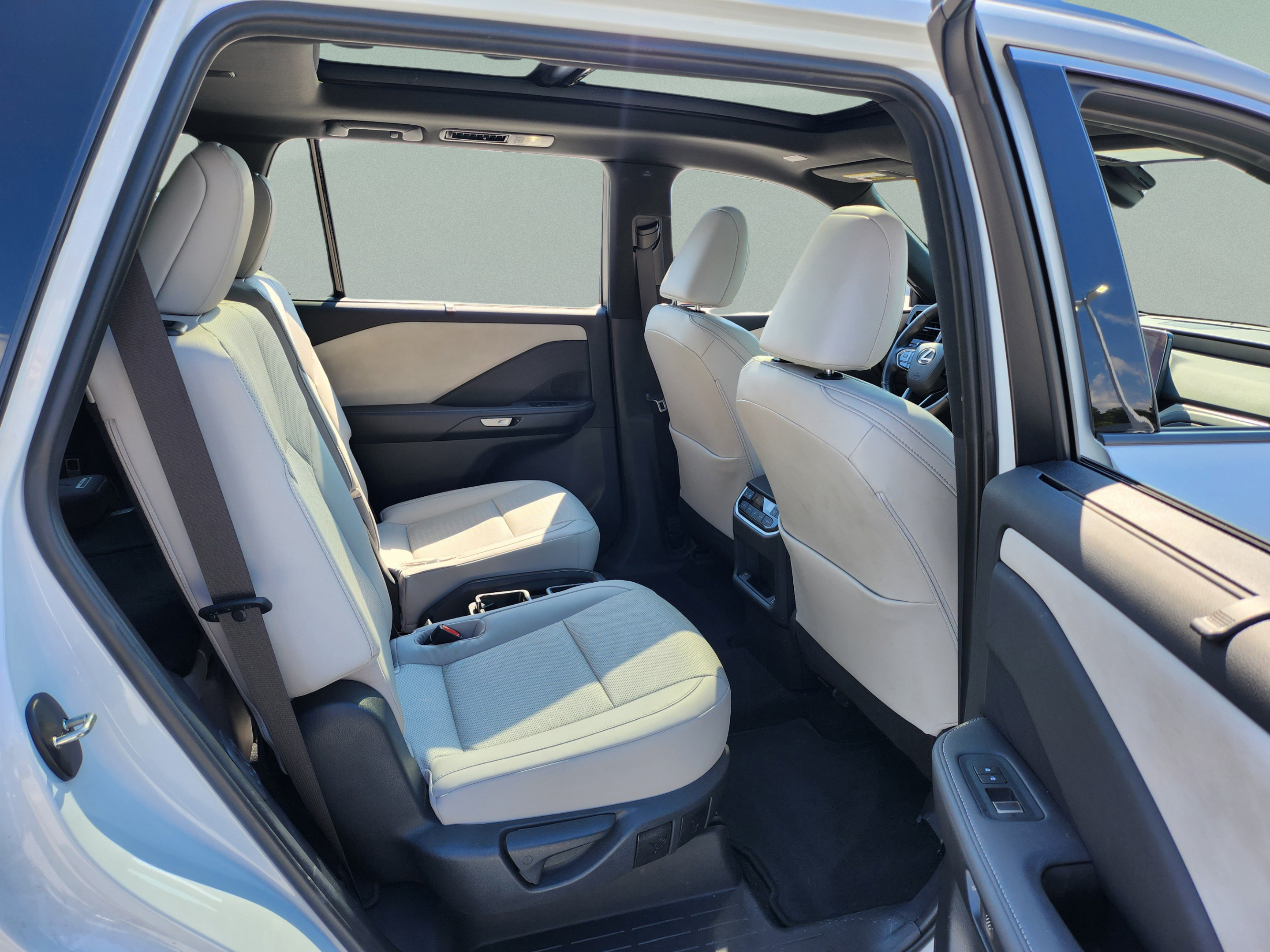 Certified 2026 Lexus TX 350 AWD w/ Technology Package image 23