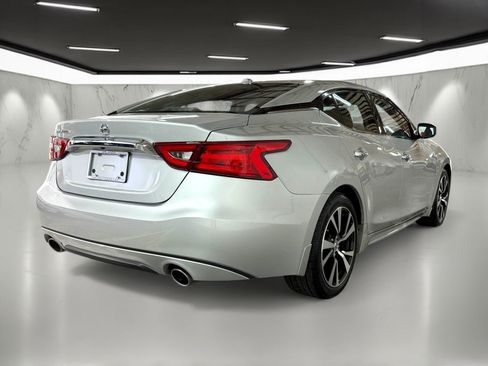 Used 2018 Nissan Maxima 3.5 S image 8
