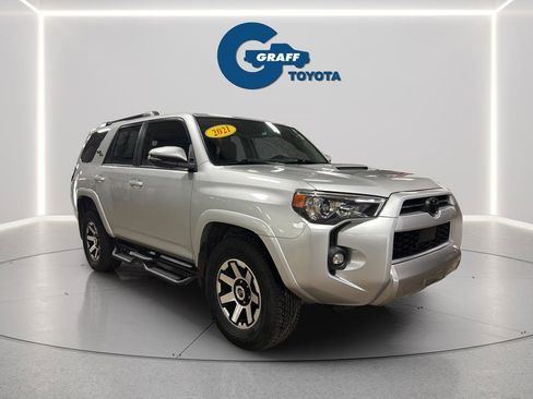 Used 2021 Toyota 4Runner TRD Off-Road Premium w/ Moonroof Package AWD/4WD image 11