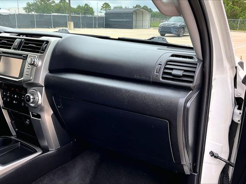 Used 2013 Toyota 4Runner Limited RWD image 17