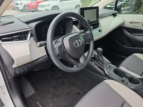 Used 2026 Toyota Corolla LE FWD image 14