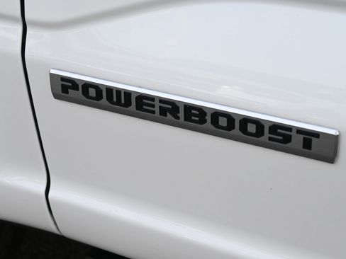 New 2025 Ford F150 Platinum w/ Equipment Group 703A Plus image 14