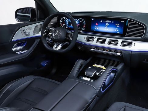 New 2025 Mercedes-Benz GLS 63 AMG 4MATIC image 14