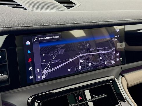 New 2025 Porsche Panamera image 18