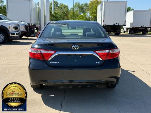Used 2015 Toyota Camry LE FWD image 6