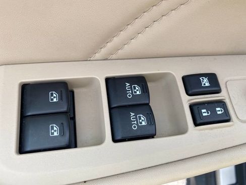 Used 2019 Subaru Outback 2.5i Limited image 14