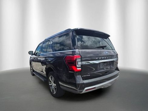 Used 2024 Ford Expedition Limited RWD image 2