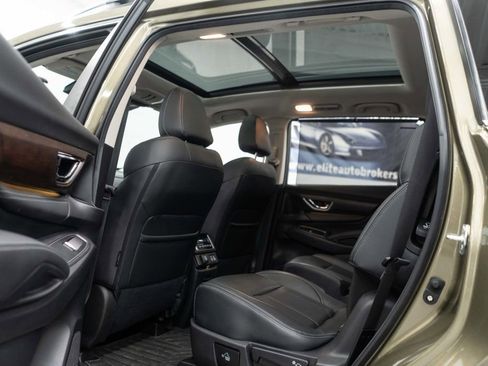 Used 2024 Subaru Ascent Touring AWD/4WD image 18