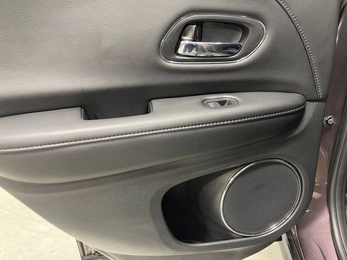 Used 2019 Honda HR-V EX-L image 24