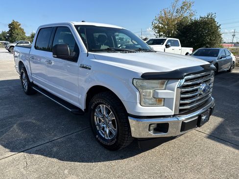 Used 2017 Ford F150 XLT w/ Equipment Group 301A Mid image 11