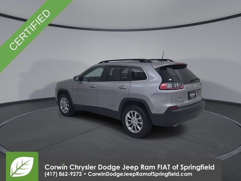 Used 2022 Jeep Cherokee Latitude Lux w/ Sun & Sound Group AWD/4WD image 11