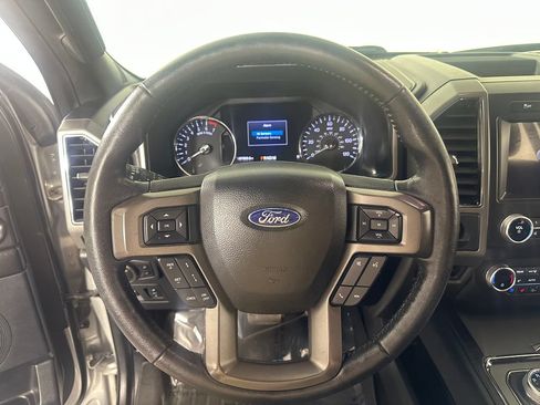 Used 2019 Ford Expedition XLT w/ Equipment Group 202A RWD image 26