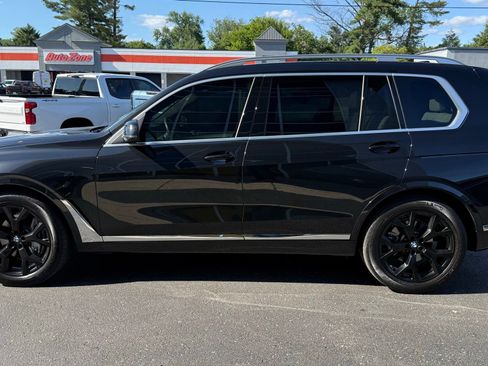 Used 2024 BMW X7 xDrive40i w/ Premium Package AWD/4WD image 8