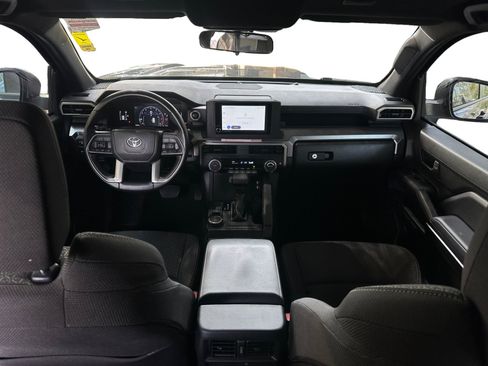 Used 2025 Toyota 4Runner SR5 RWD image 10