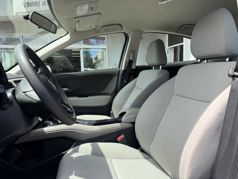 Used 2022 Honda HR-V LX image 18