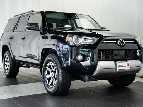 Used 2020 Toyota 4Runner TRD Off-Road Premium w/ Moonroof Package AWD/4WD image 1