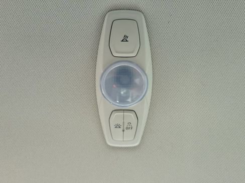 Used 2014 Ford Focus SE FWD image 24