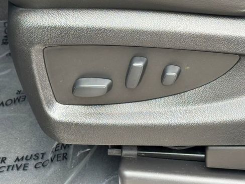 Used 2019 GMC Yukon XL Denali AWD/4WD image 13
