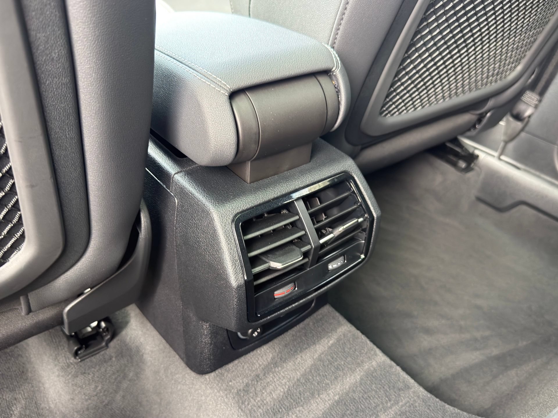 Used 2024 Audi Q3 2.0T Premium Plus AWD/4WD image 24