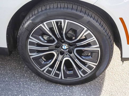 Used 2025 BMW X3 xDrive30i w/ Convenience Package image 9