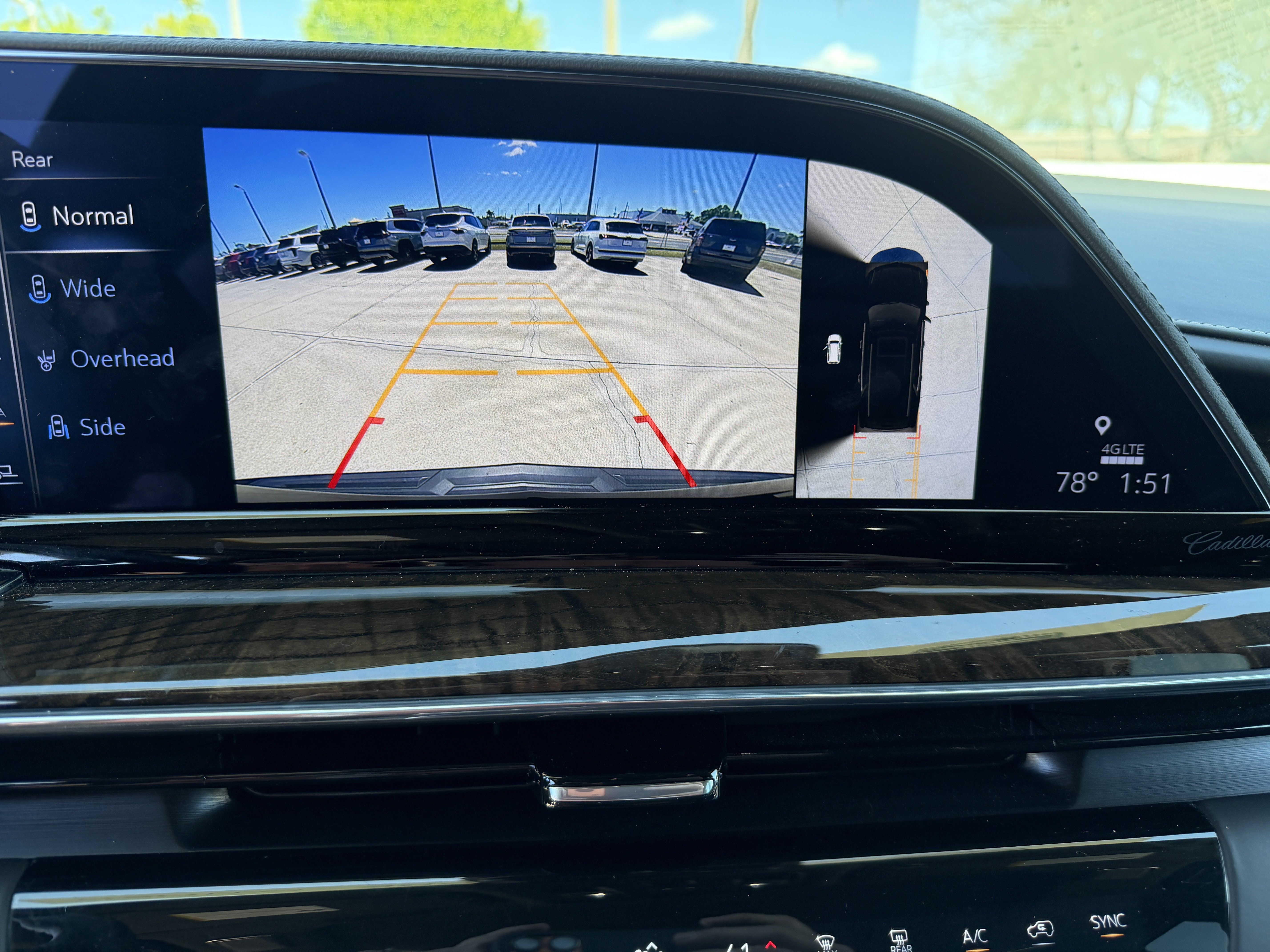 Certified 2022 Cadillac Escalade Premium Luxury Platinum w/ LPO, Radiant Package AWD/4WD image 18