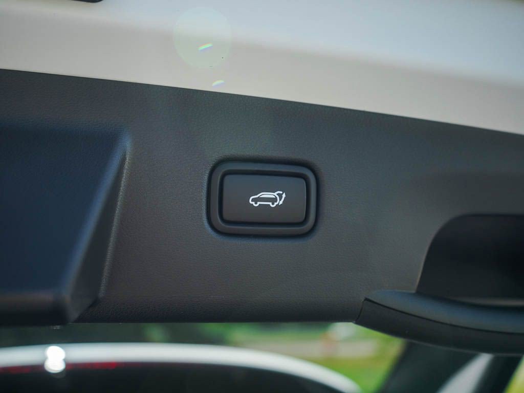 New 2026 Hyundai Tucson Limited AWD/4WD image 9