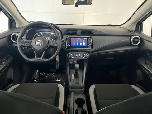 Used 2025 Nissan Versa S w/ Trunk Package FWD image 29