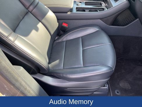 Used 2025 Lincoln Aviator 2WD image 24