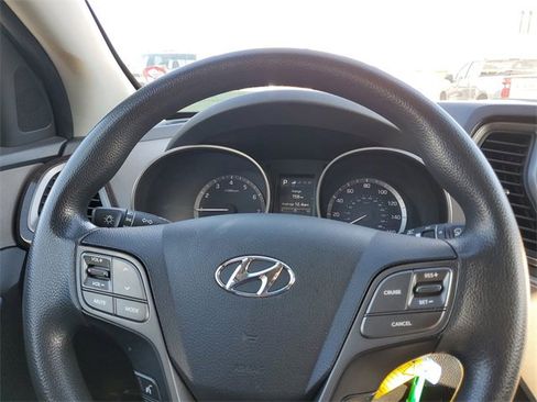 Used 2018 Hyundai Santa Fe Sport image 11