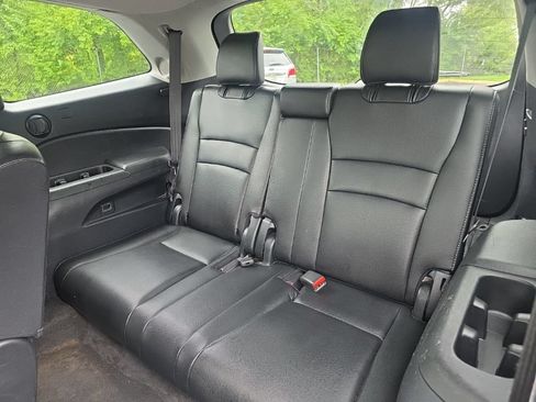 Used 2019 Honda Pilot Touring image 30