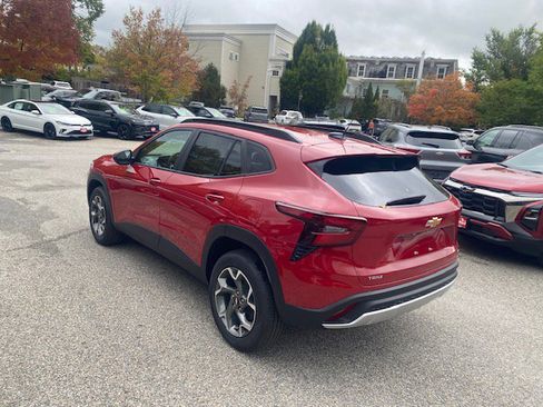 New 2026 Chevrolet Trax LT w/ LT Convenience Package image 4